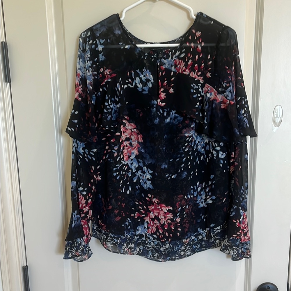 White House Black Market Floral Top